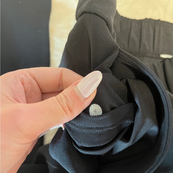 Lululemon Stretch High-Rise Pant 7/8 Length | black | size 4 - Picture 6 of 7